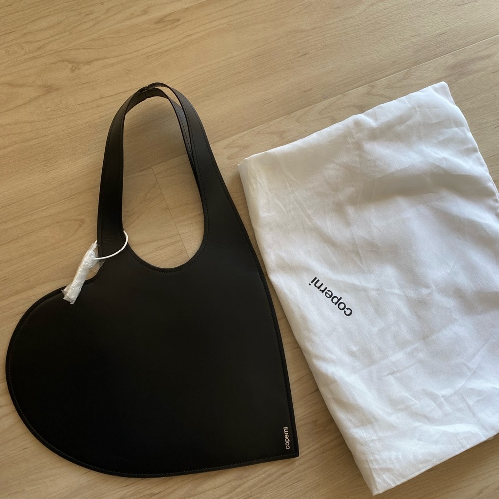 Coperni Heart bag in black leather - Picture 5 of 7